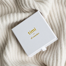 Load image into Gallery viewer, Gift Box and Bag