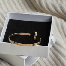 Load image into Gallery viewer, Gift Box and Bag