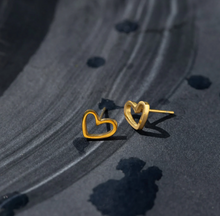 Load image into Gallery viewer, Sarah - Heart Outline Stud Earring Stainless Steel