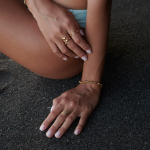 Load image into Gallery viewer, Clara - Claw Ring Stainless Steel