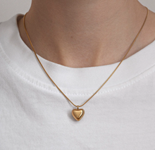 Load image into Gallery viewer, Lovisa - Heart Necklace - Stainless Steel