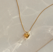 Load image into Gallery viewer, Lovisa - Heart Necklace - Stainless Steel