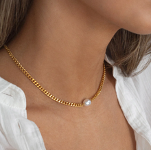 Load image into Gallery viewer, Estelle Pearl Chain Necklace Stainless Steel