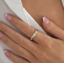 Load image into Gallery viewer, Nandi Crystal Ring