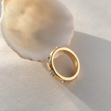 Load image into Gallery viewer, Nandi Crystal Ring