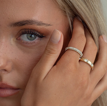 Load image into Gallery viewer, Nandi Crystal Ring