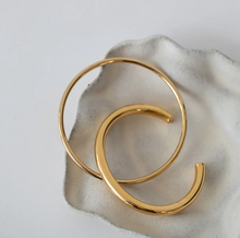 Load image into Gallery viewer, Drew Essential Bangle Stainless Steel