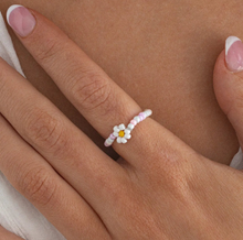 Load image into Gallery viewer, Lisa Flower Gold Bead Ring