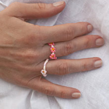Load image into Gallery viewer, Lisa Flower Gold Bead Ring