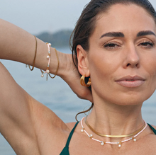 Load image into Gallery viewer, Fanny Pearl and Colorful Bead Summer Bracelet