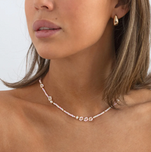 Load image into Gallery viewer, Elsa Colorful Beads Flower and Pearl Powder Necklace