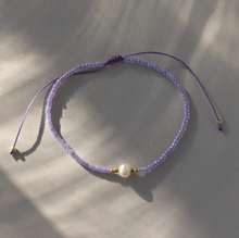 Load image into Gallery viewer, Alba Bead with Pearl Macrame Bracelet