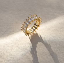 Load image into Gallery viewer, Julia Crystal Bank Ring