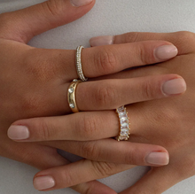 Load image into Gallery viewer, Julia Crystal Bank Ring