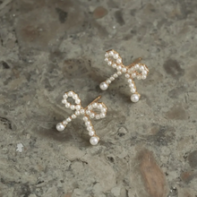 Load image into Gallery viewer, Juliette Cute Pearl Bow Stud Earrings