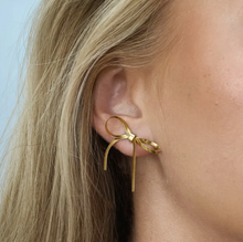 Load image into Gallery viewer, Juliette Snake Chain Bow Stud Earrings Stainless Steel
