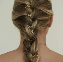 Load image into Gallery viewer, Juliette Snake Chain Bow Stud Earrings Stainless Steel