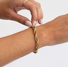 Load image into Gallery viewer, Alexis Chunky Statement Chain Bracelet Stainless Steel