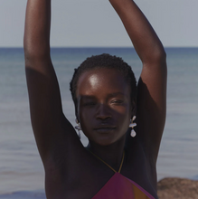 Load image into Gallery viewer, Rivers Statement Faux Pearl Earrings