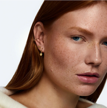 Load image into Gallery viewer, Sarah Heart Outline Ear Cuff