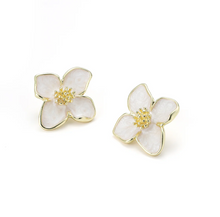 Load image into Gallery viewer, Alora Flower Stud Earrings
