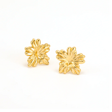 Load image into Gallery viewer, Mabel Flower Stud Earrings Stainless Steel