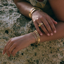 Load image into Gallery viewer, Alba Bismarck Chain Bracelet