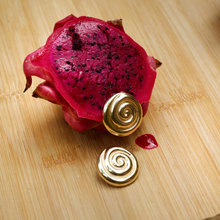 Load image into Gallery viewer, Ebba Shell Stud Earrings Stainless Steel