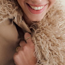 Load image into Gallery viewer, Pernilla Crystal Ring