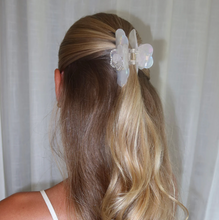 Load image into Gallery viewer, Isa Hair Clip