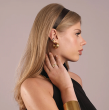 Load image into Gallery viewer, Fee Fish Stud Earrings Stainless Steel