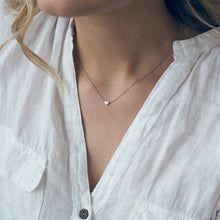 Load image into Gallery viewer, Small Sliding Heart Necklace