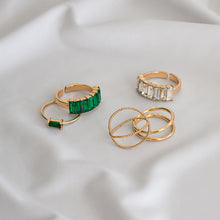 Load image into Gallery viewer, Double Lined Delicate Ring