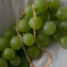 Load image into Gallery viewer, Chain with Crystals Necklace