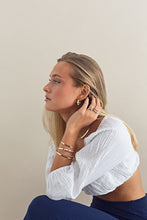 Load image into Gallery viewer, ISA - BEAD AND CRYSTAL CHAIN BRACELET - ROSE QUARTZ