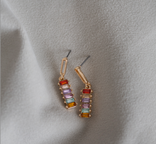 Load image into Gallery viewer, Dangling Colored Stones Earrings
