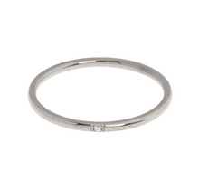 Load image into Gallery viewer, Evi - Petite Crystal Ring Stainless Steel
