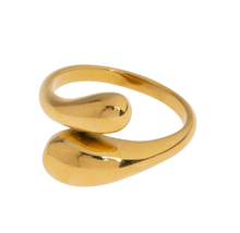 Load image into Gallery viewer, Clara - Soft Shaped Organic Ring
