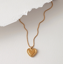 Load image into Gallery viewer, Goldie Special Heart Necklace Stainless Steel
