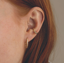 Load image into Gallery viewer, Soha Crystal Earrings
