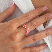 Load image into Gallery viewer, Elsa Flower Bead Ring
