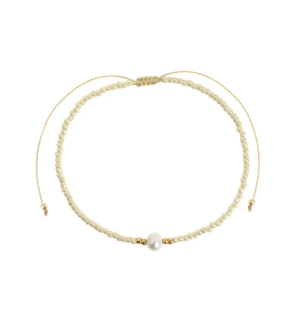 Alba Bead with Pearl Macrame Bracelet