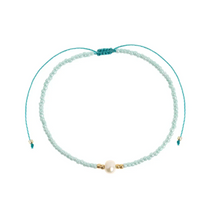 Load image into Gallery viewer, Alba Bead with Pearl Macrame Bracelet
