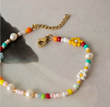 Load image into Gallery viewer, Sigrid Flower and Pearl Colorful Bead Summer Bracelet
