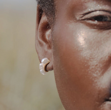 Load image into Gallery viewer, Essie Pearl Hoop Stud Earrings

