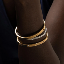 Load image into Gallery viewer, Fiona Crystal Bangle Bracelet Stainless Steel
