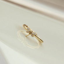 Load image into Gallery viewer, Noya Dragonfly Crystal Ring
