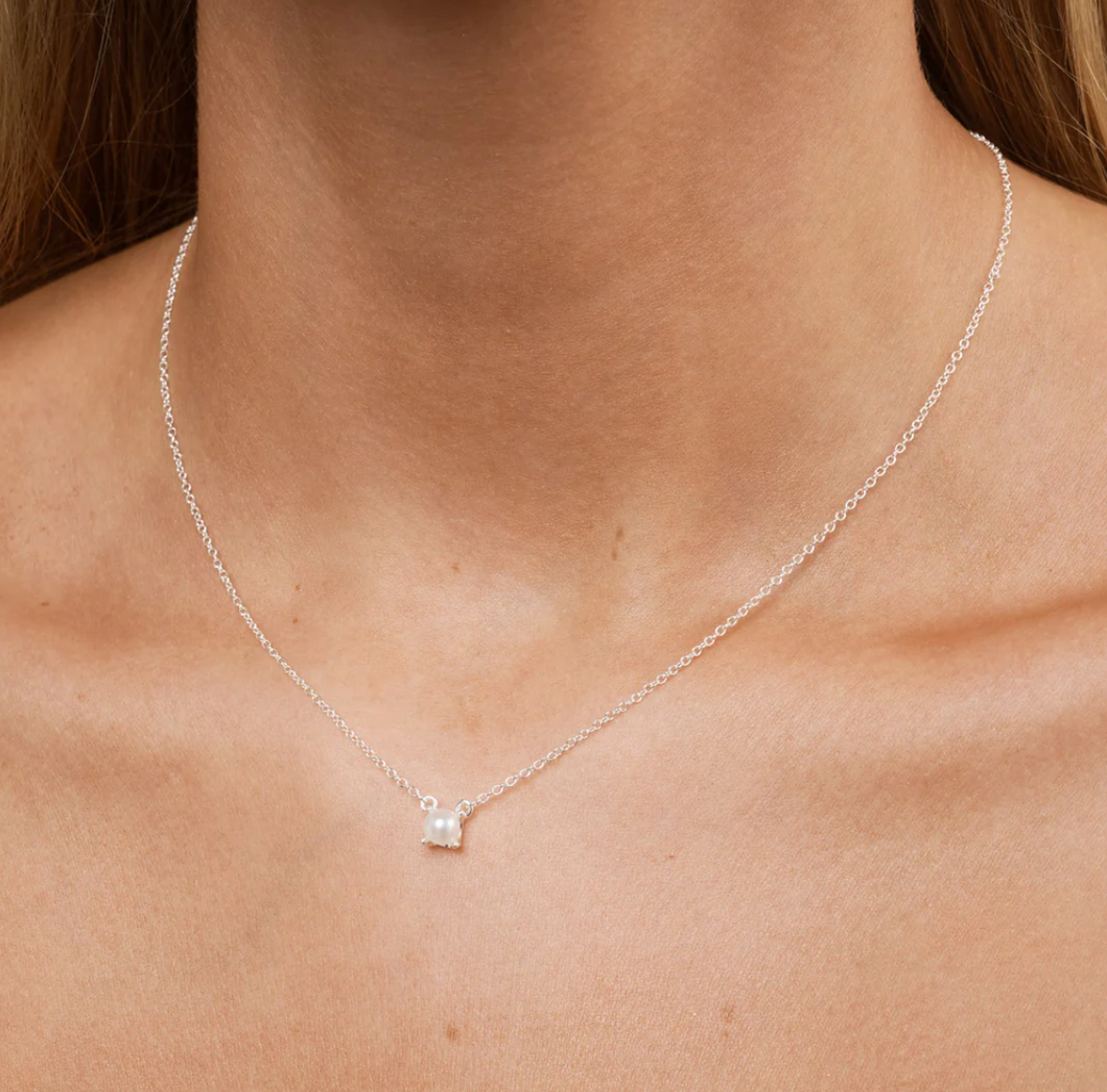 Essie Small Pearl Dangling Necklace