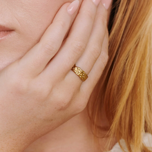 Load image into Gallery viewer, Tone Hammered Adjustable Ring Stainless Steel
