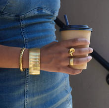 Load image into Gallery viewer, Pella Knot Ring Stainless Steel
